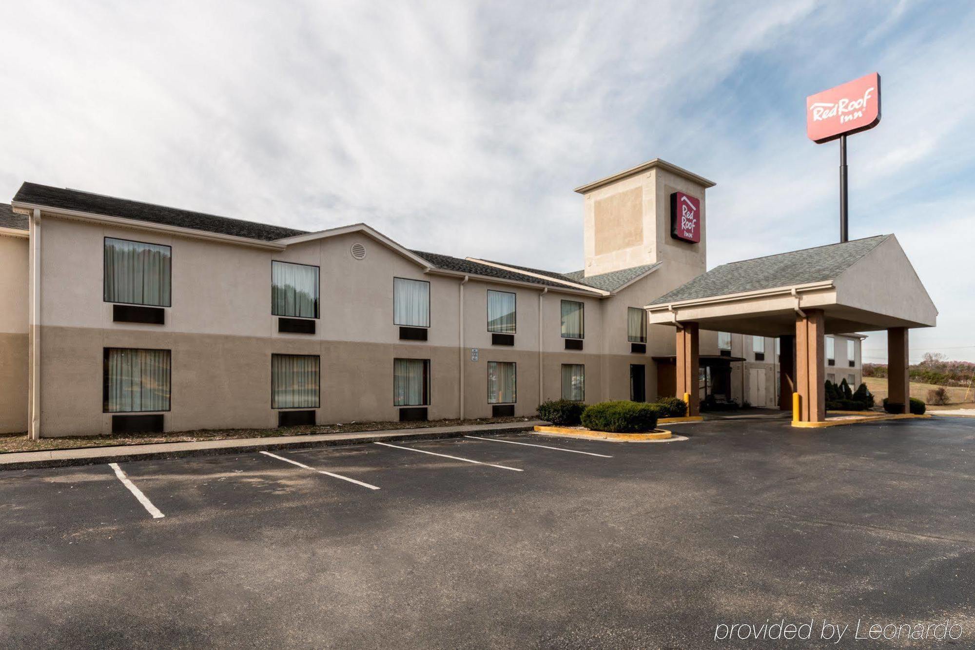 Red Roof Inn Morehead Exterior photo