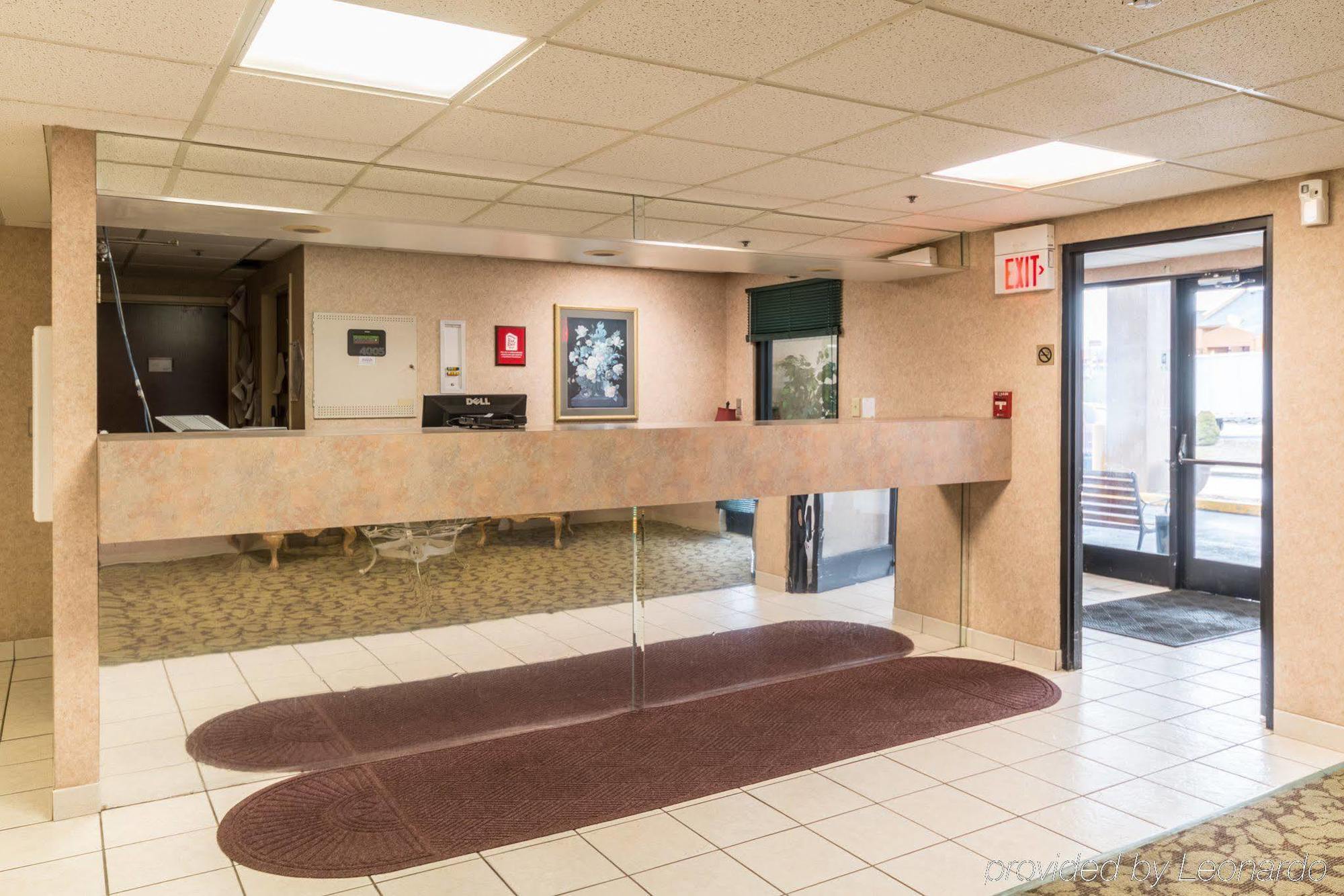 Red Roof Inn Morehead Exterior photo